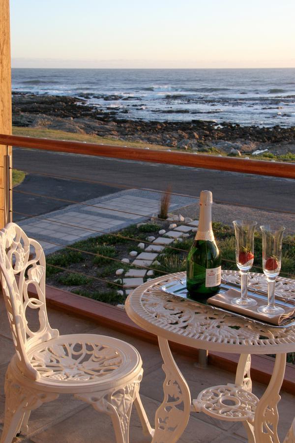 Hotel 138 Marine Beachfront Pensión Hermanus Exterior foto